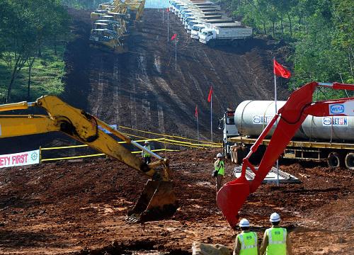 印尼向中国伸橄榄枝邀投资者参与132亿美元基建项目