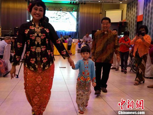 马来西亚峇峇娘惹文化周落幕“和合”精神受关注
