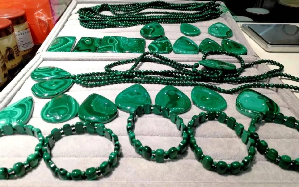 4.第17届东博会巴基斯坦展出Swat出产的绿宝石