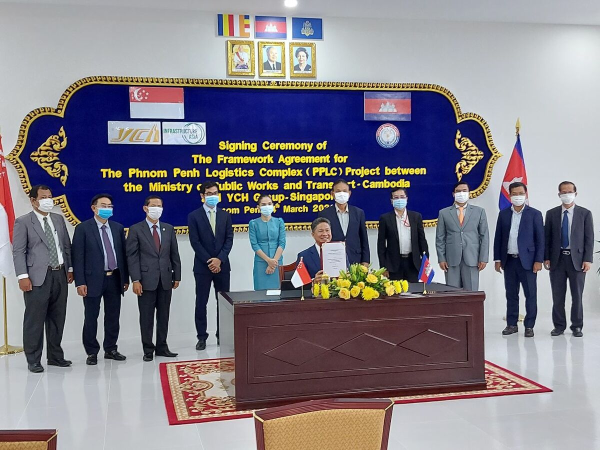 The Signing Ceremony of the Framework Agreement for the Phnom Penh Logistics Complex
